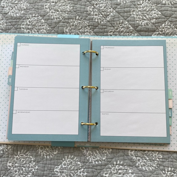 Creative you binder planner! - Picture 5 of 7